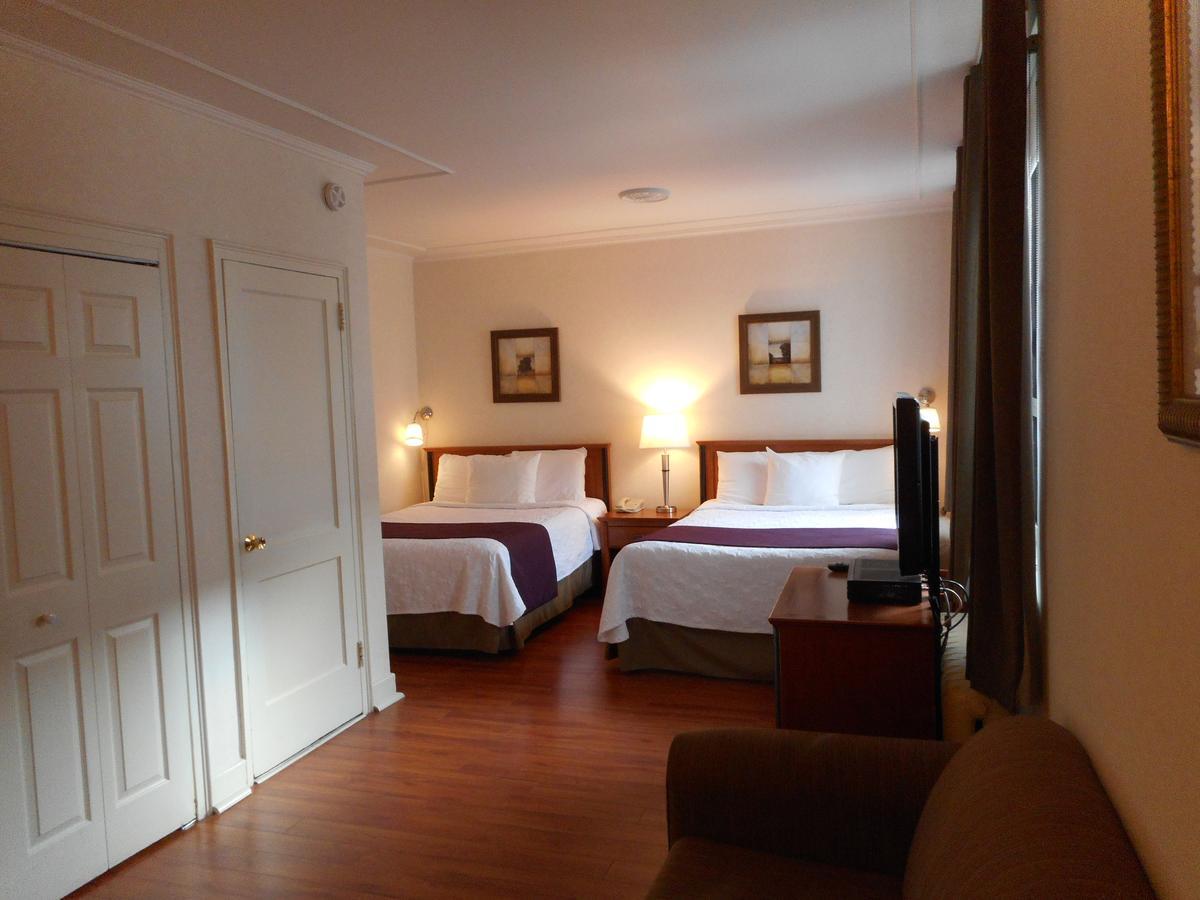 Deluxe Double Room Two Double Beds