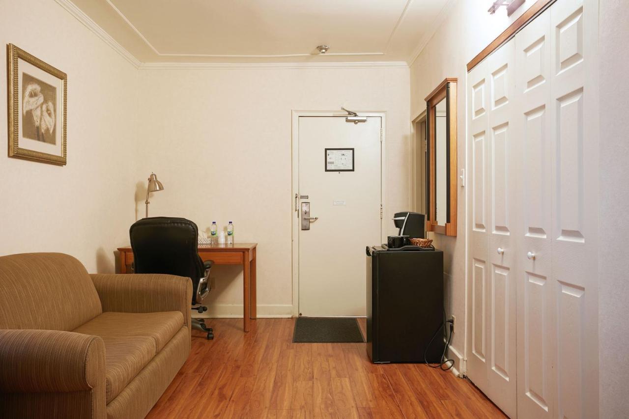 Deluxe Double Room Two Double Beds