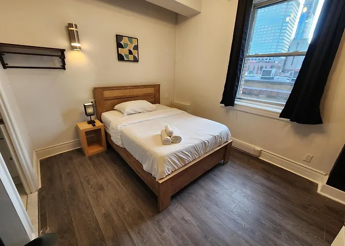 Le Sand & Stone Hotel Montreal